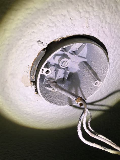 how to remove junction box